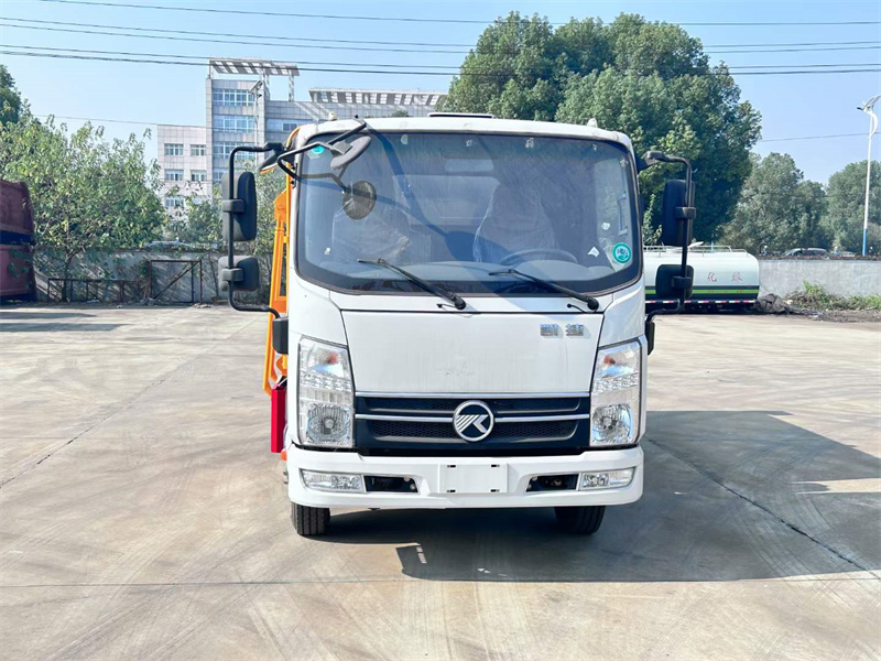 凱馬藍牌側(cè)裝壓縮垃圾車